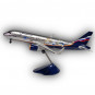 Модель самолета Airbus A320 Аэрофлот Сочи 2014 1:100 (с шасси)