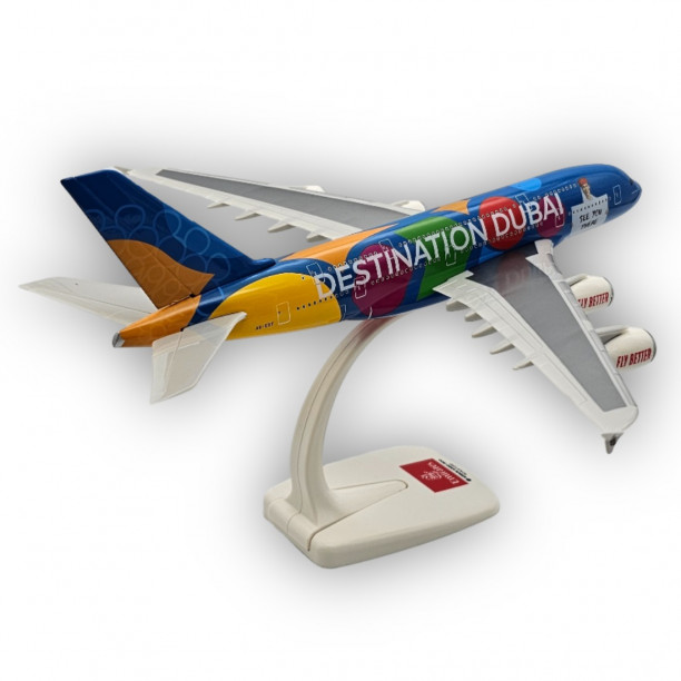 Maquette Airbus A380 Emirates 1/250 - 28 Cm - Occasion Bon État