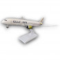 Модель самолета Boeing 787 Gulf Air длина 30 см (с шасси)