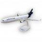 Модель грузового самолета McDonnell Douglas MD-11 Lufthansa Cargo 1:200