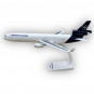 Модель грузового самолета McDonnell Douglas MD-11 Lufthansa Cargo 1:200